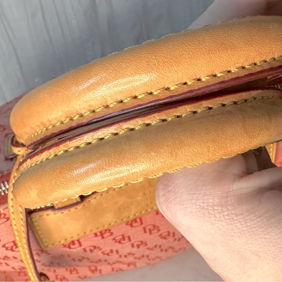 Dooney & Bourke Red Stitched/Leather Detailed Hand Bag - Picture 7 of 9